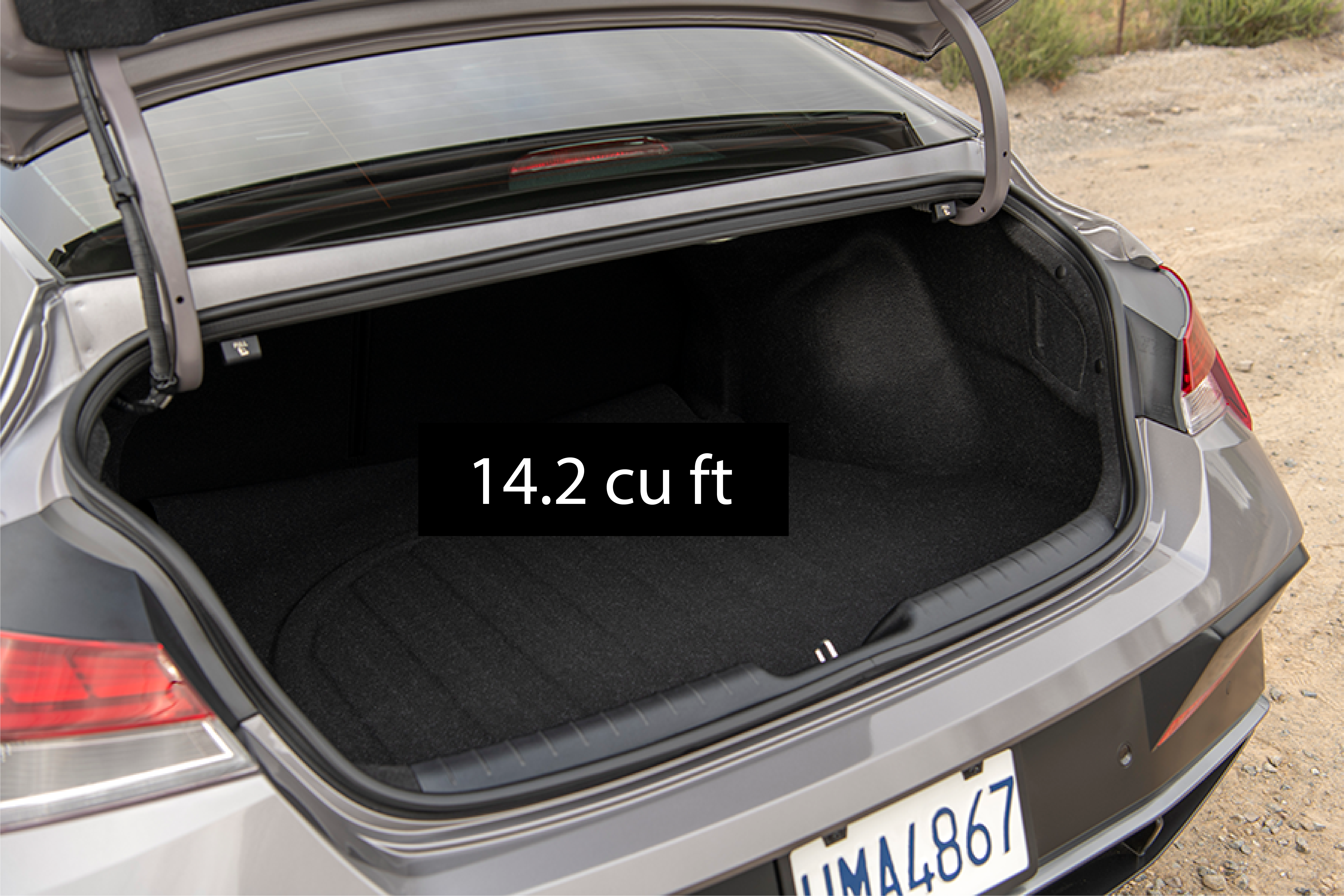 2026 Hyundai Elantra HEV SEL Sport — Cargo