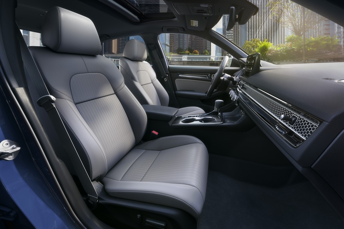 2026 Honda Civic Sport Hybrid — Interior