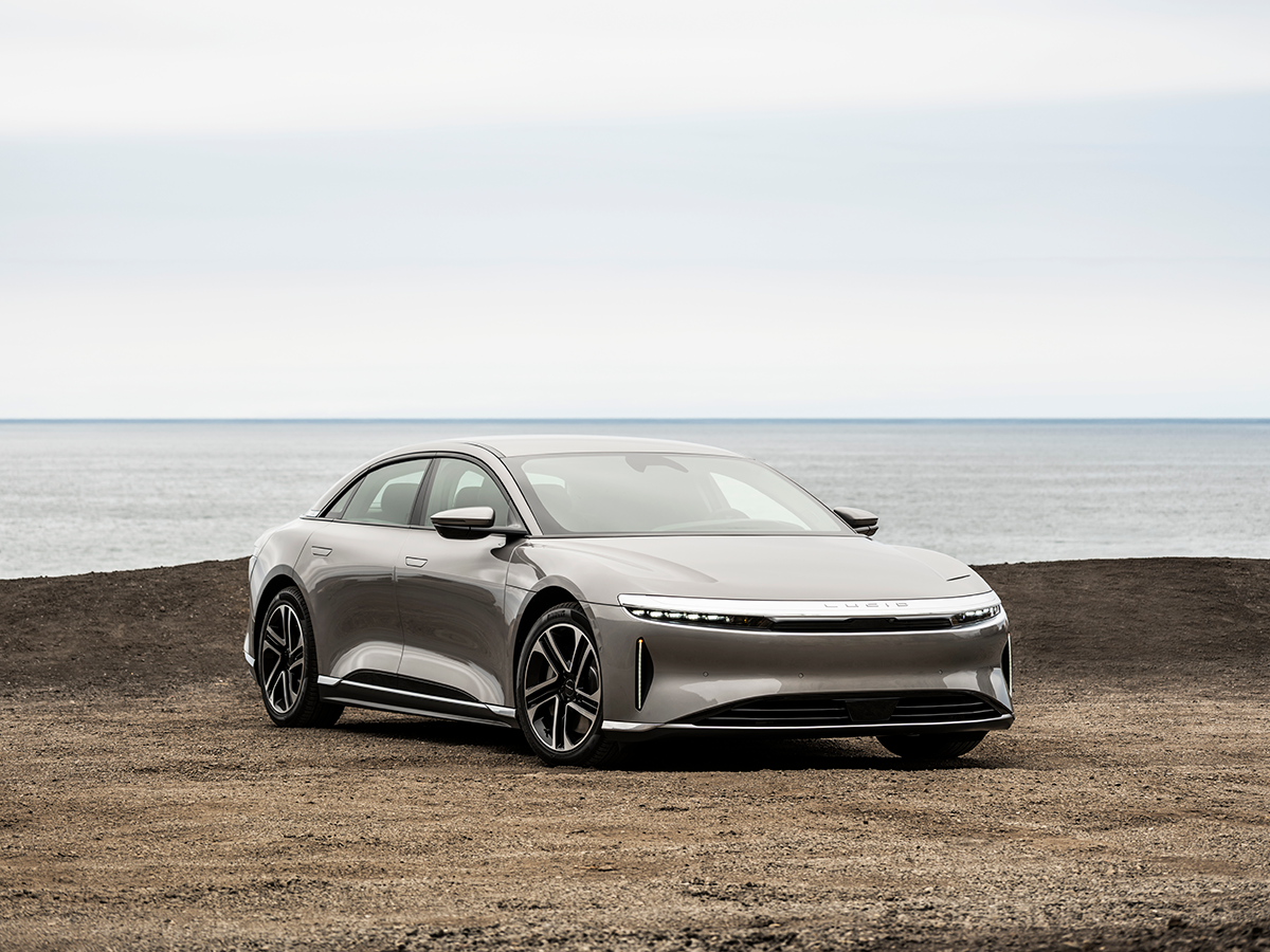 2026 Lucid Air Pure — Front three-quarter