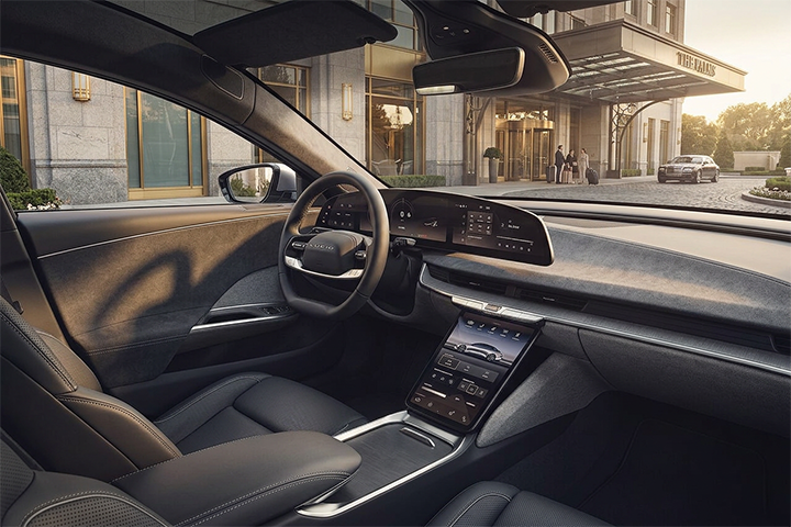 2026 Lucid Air Pure — Interior