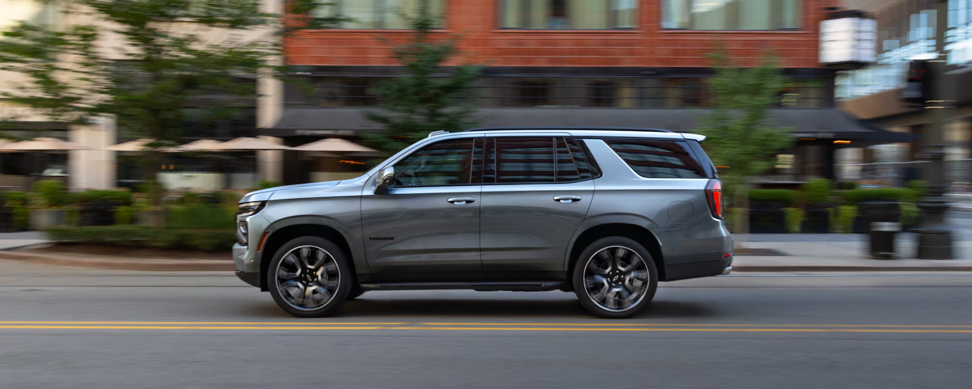 2026 Chevrolet Tahoe RST 4WD (5.3L V8) — Profile
