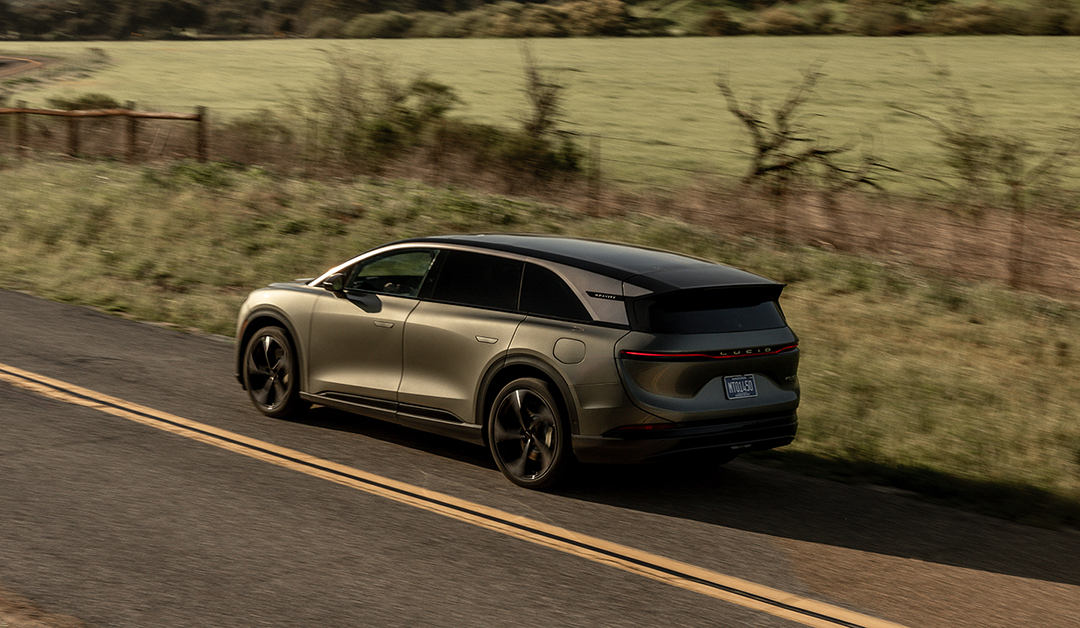 2026 Lucid Gravity Grand Touring — Rear three-quarter