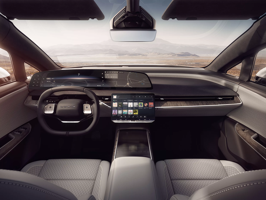 2026 Lucid Gravity Grand Touring — Dashboard
