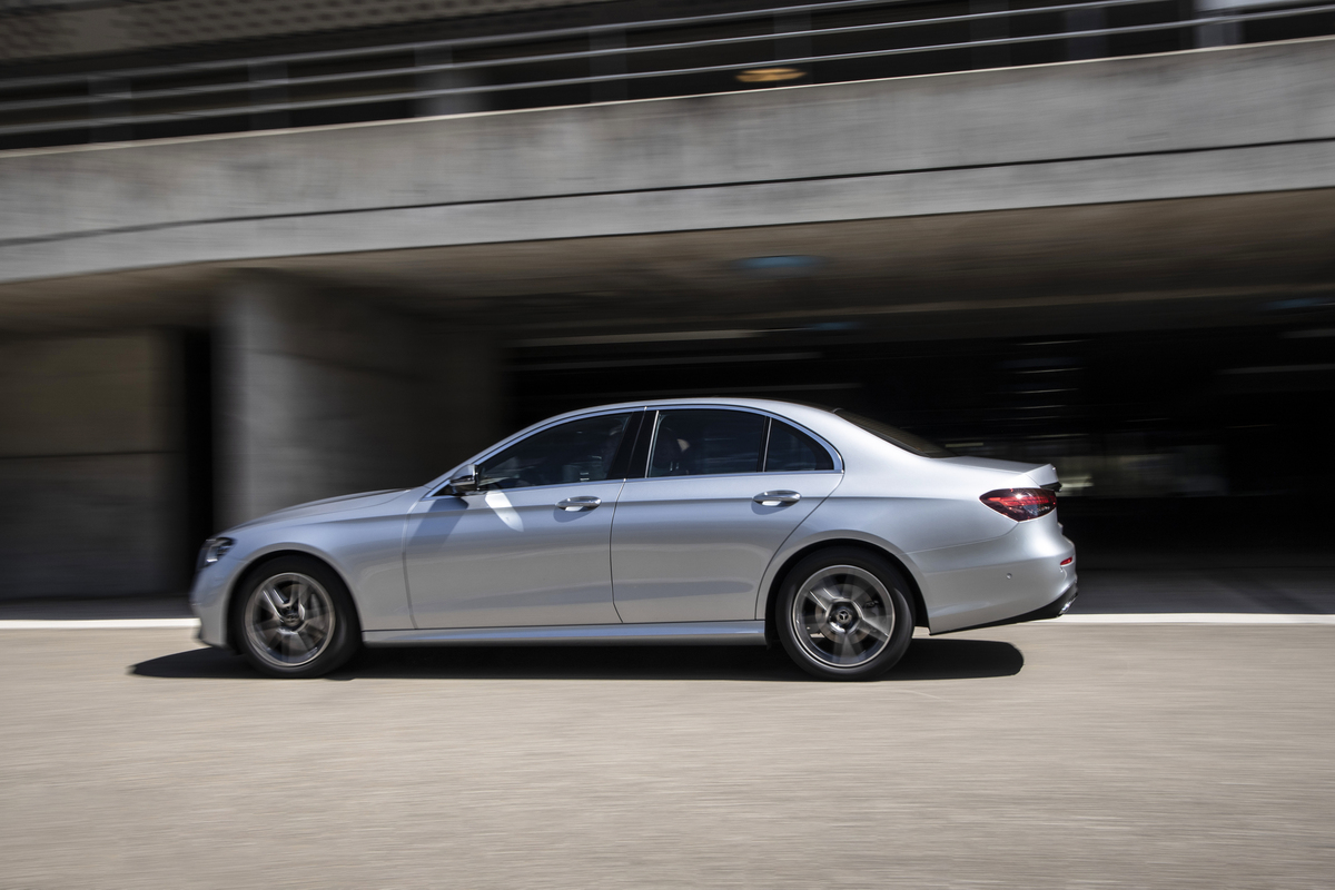 2026 Mercedes-Benz E 350 (RWD) — Profile