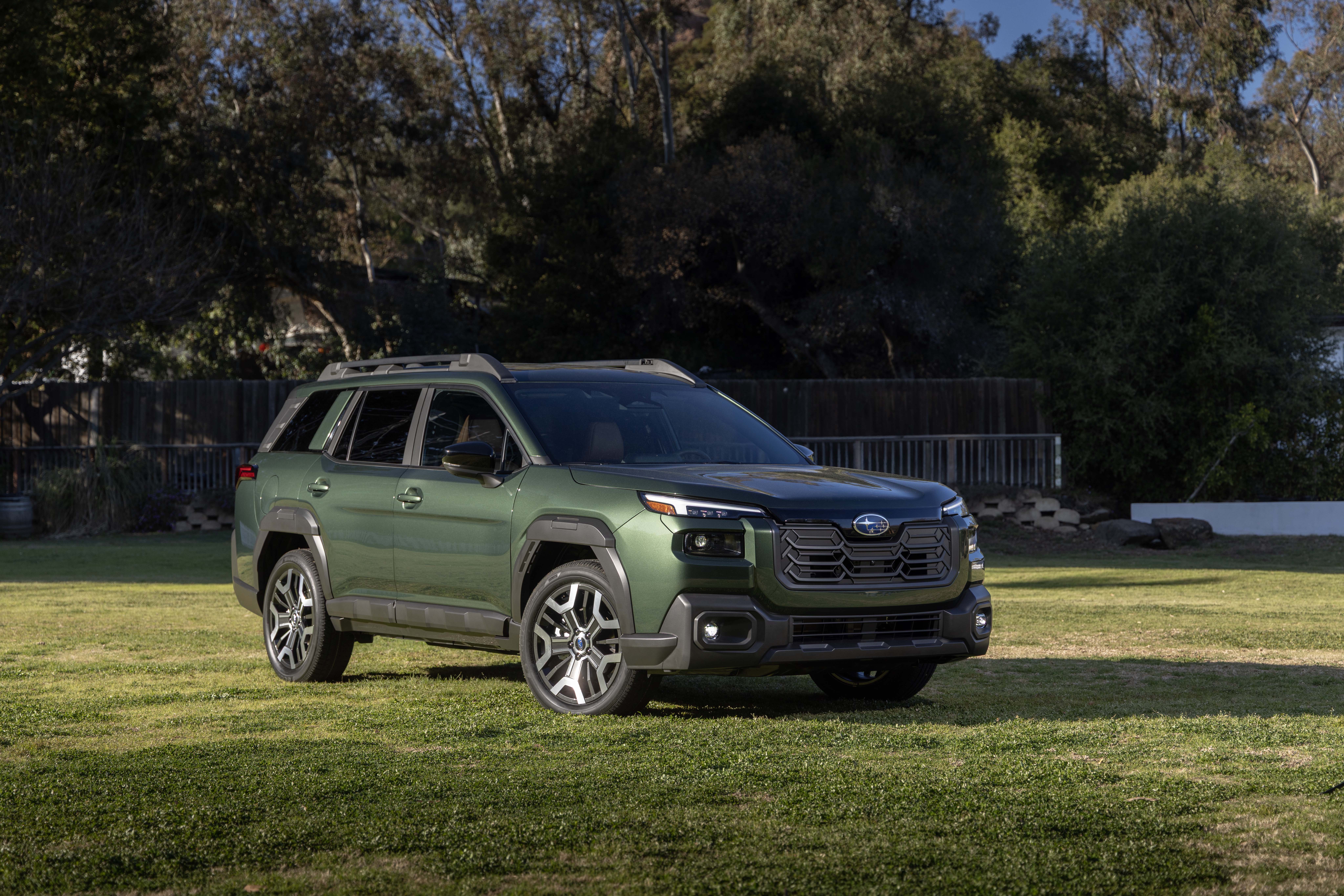 2026 Subaru Outback Premium — Front three-quarter