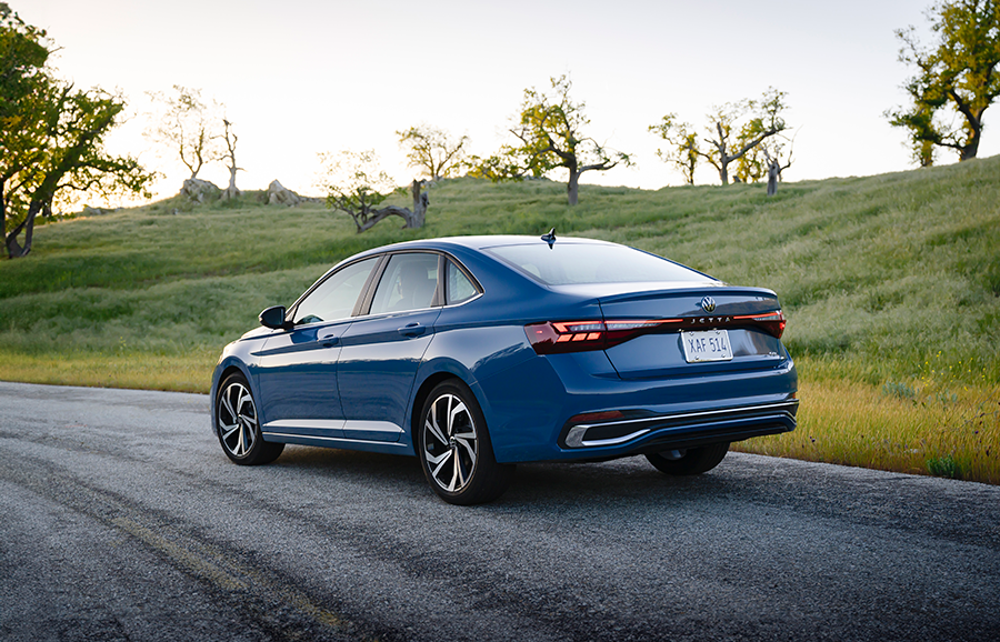 2026 Volkswagen Jetta SE — Rear three-quarter