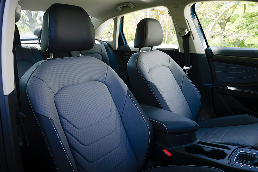 2026 Volkswagen Jetta SE — Interior