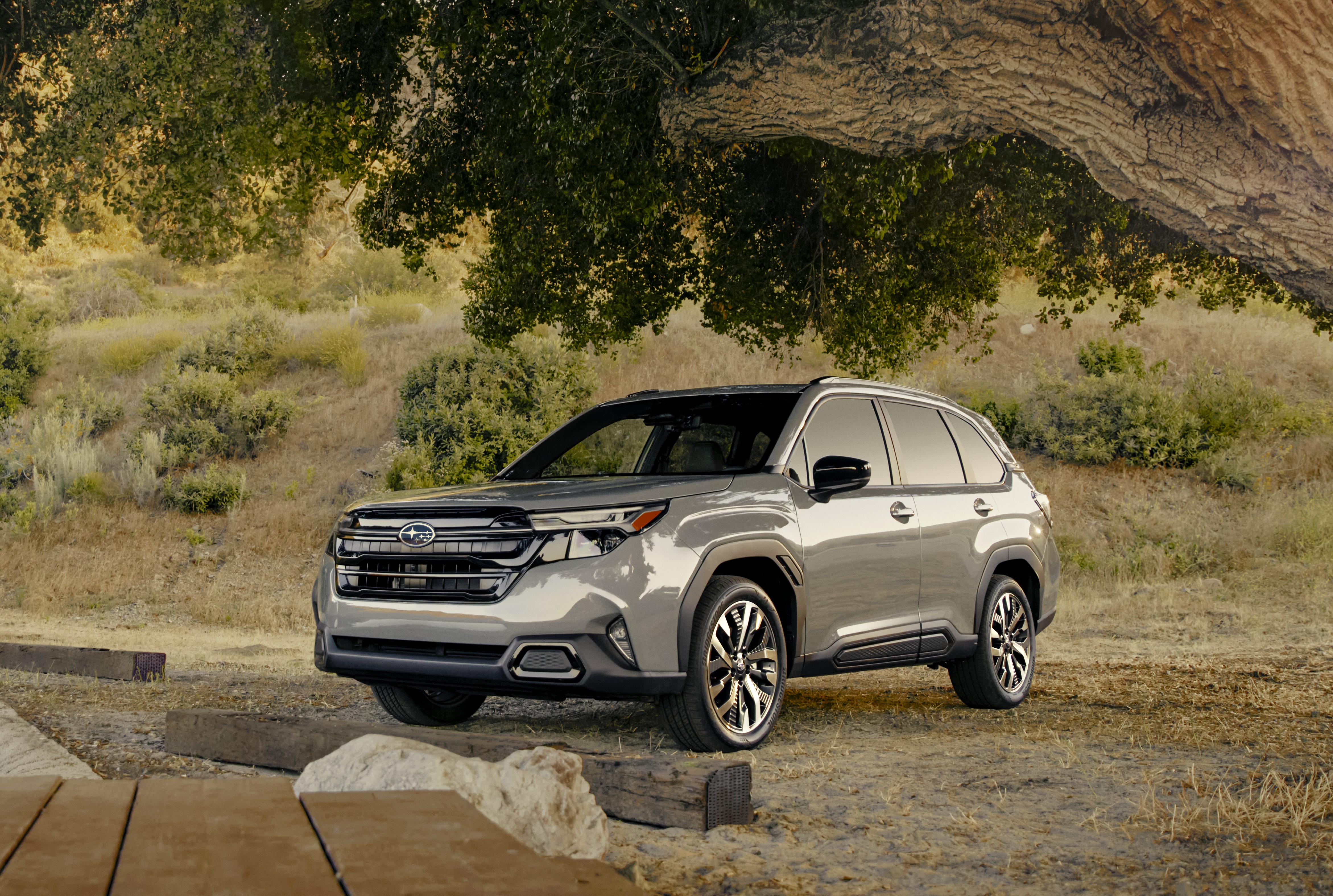 2026 Subaru Forester Premium — Front three-quarter