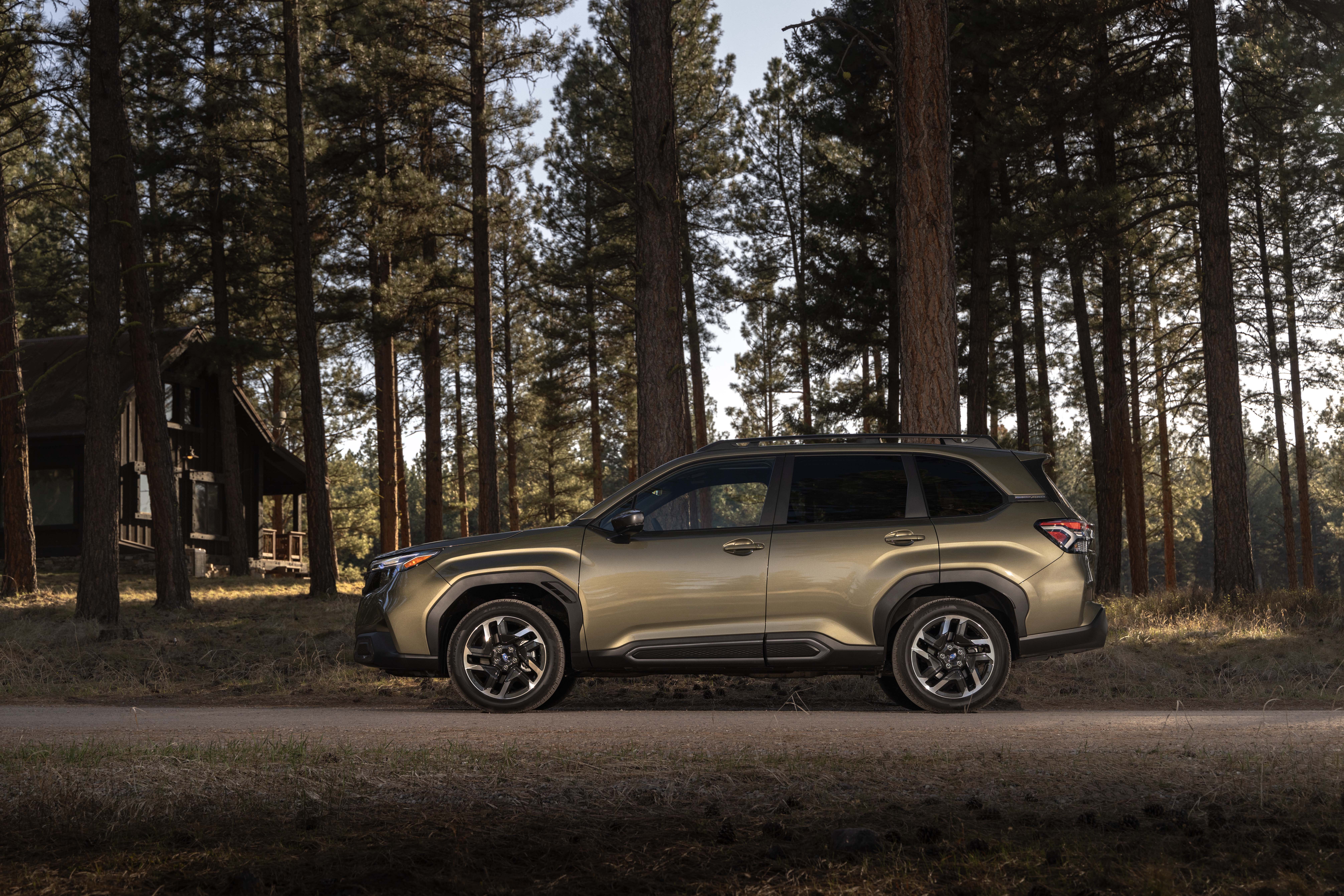2026 Subaru Forester Premium — Profile