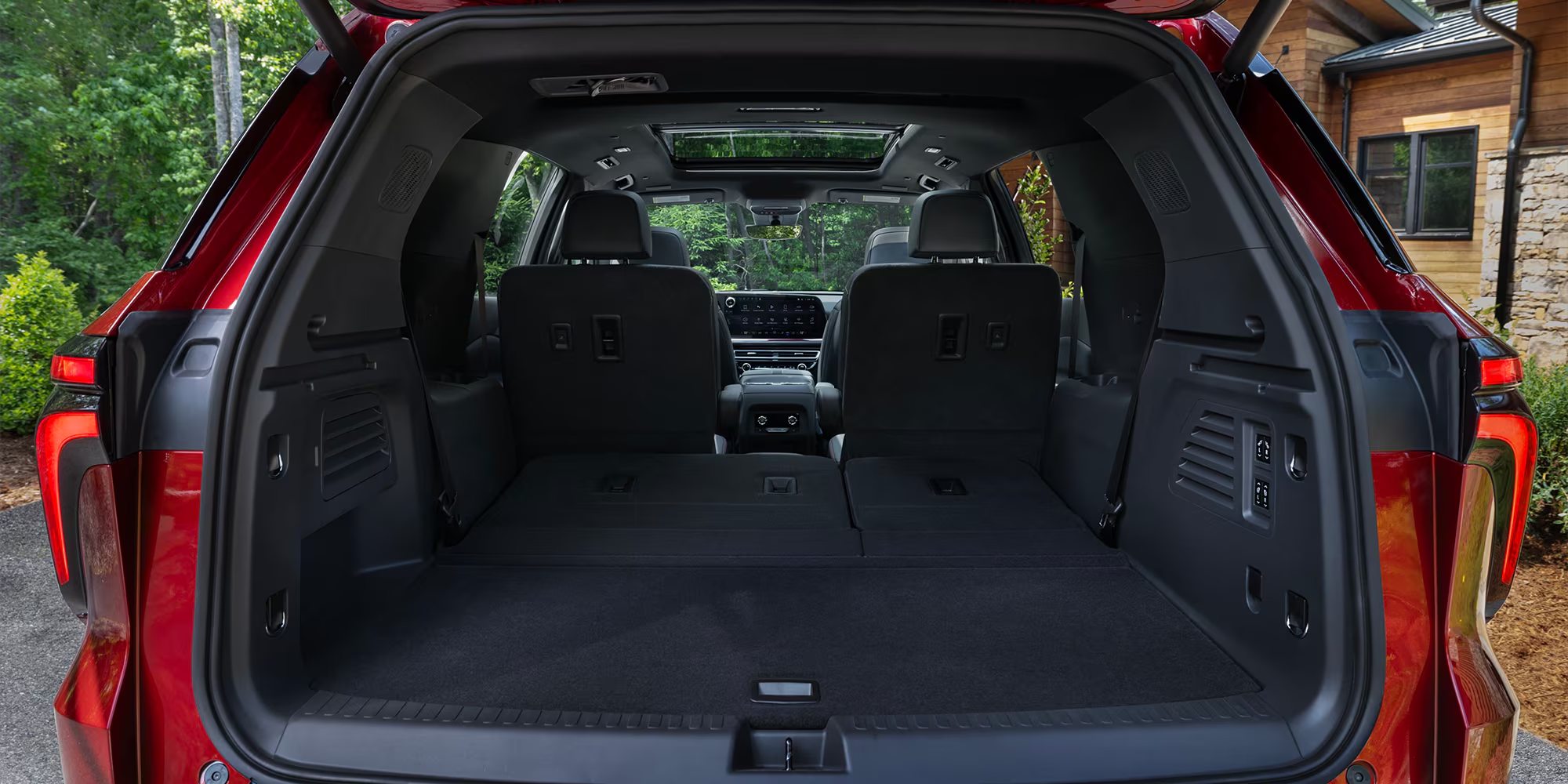 2026 Chevrolet Traverse LT AWD — Cargo